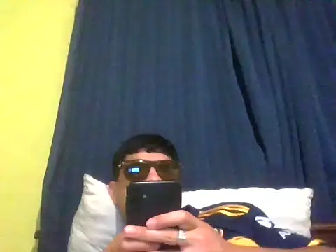 juanfritaa21 online show from 09-13-25, 02:44