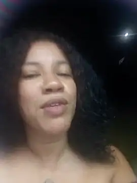 Snapshot of michel_rous_ chatting on 05-22-26, 05:25 michel rous online show from 05-22-26, 05:25