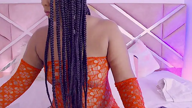 sofia 07 online show from 02-17-26, 09:43