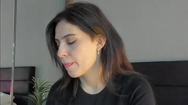 Forever Smiler online show from 10-11-25, 09:08