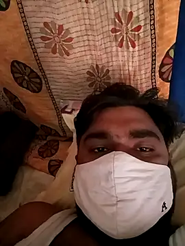 Snapshot of indiancouple659 chatting on 02-17-26, 09:28 indiancouple659 online show from 02-17-26, 09:28