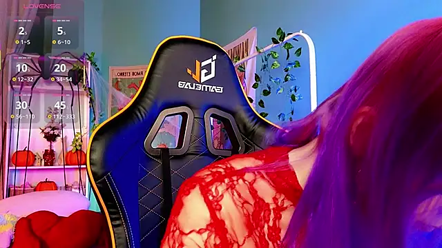 Kiara Dream online show from 10-28-25, 08:44