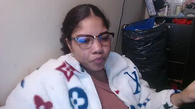 madelene online show from 03-06-25, 10:04