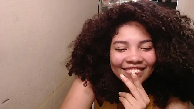madelene online show from 05-26-26, 02:18
