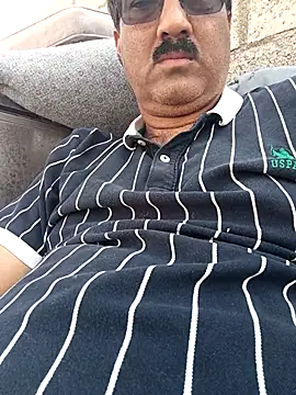 moonflower25 online show from 10-11-25, 05:17