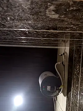 moonflower25 online show from 12-15-25, 03:55