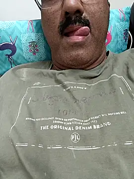 moonflower25 online show from 02-19-26, 05:53