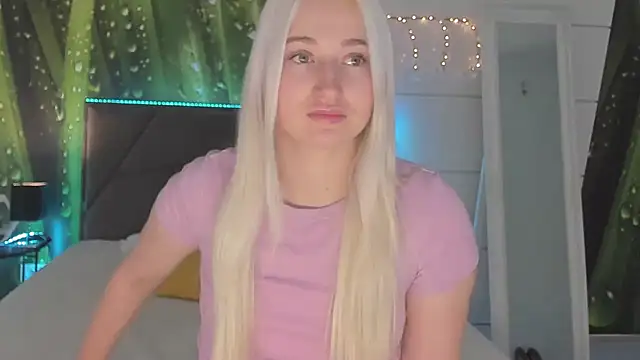 HollyTailors online show from 03-02-26, 06:36