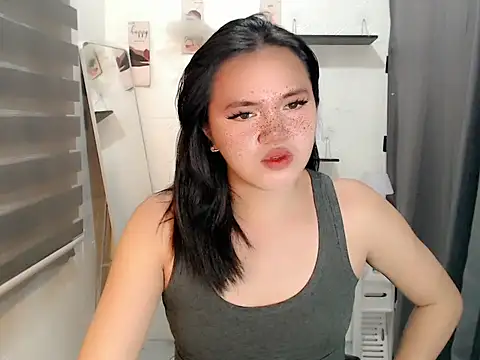 Snapshot of Youngasianhotcock chatting on 01-14-26, 08:36 Youngasianhotcock online show from 01-14-26, 08:36