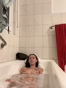 Emilia Mausi online show from 09-08-25, 07:02