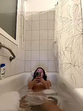 Emilia Mausi online show from 01-16-26, 08:13