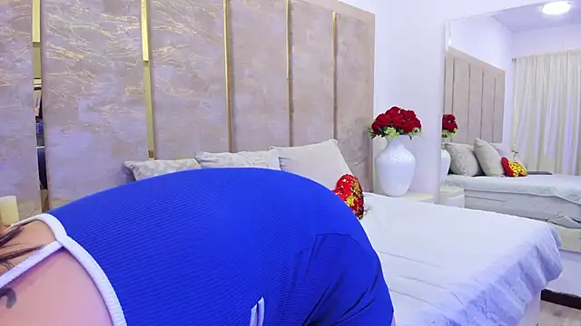 MiaWelkin online show from 09-14-25, 12:15