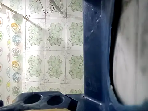 Snapshot of Crissrg4 chatting on 09-16-25, 12:50 Crissrg4 online show from 09-16-25, 12:50