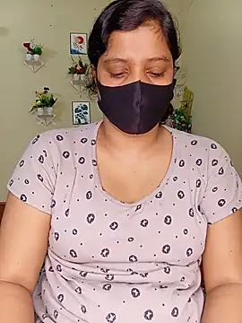 Rose-luckey online show from 07-19-26, 07:56