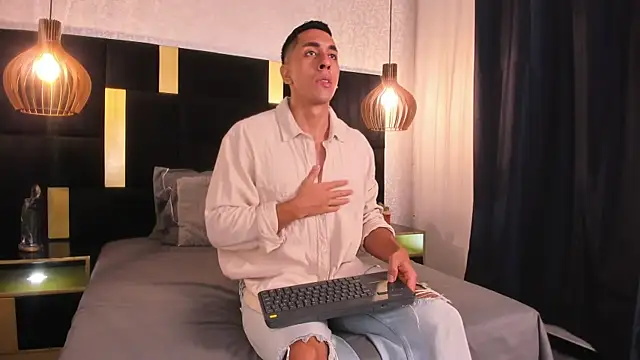 Lucio  Fox online show from 03-31-26, 12:05