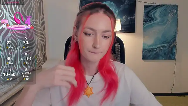 Snapshot of EasterBlink chatting on 09-17-25, 10:50 EasterBlink online show from 09-17-25, 10:50