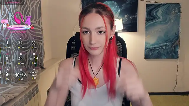 Snapshot of EasterBlink chatting on 09-20-25, 10:16 EasterBlink online show from 09-20-25, 10:16