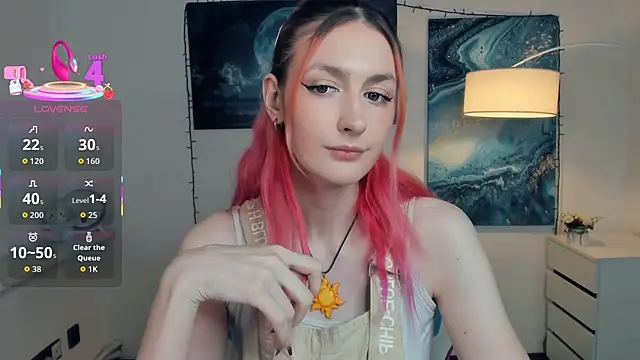 Snapshot of EasterBlink chatting on 10-23-25, 10:47 EasterBlink online show from 10-23-25, 10:47