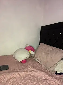 Snapshot of Sofia_Fiori chatting on 11-16-25, 04:07 Sofia Fiori online show from 11-16-25, 04:07