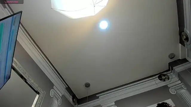 naughty milf4u  online show from 10-29-25, 12:24