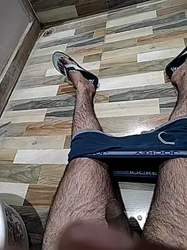 monty935 online show from 11-19-25, 04:18