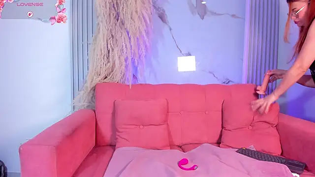 ivonyMiller online show from 11-10-25, 09:14