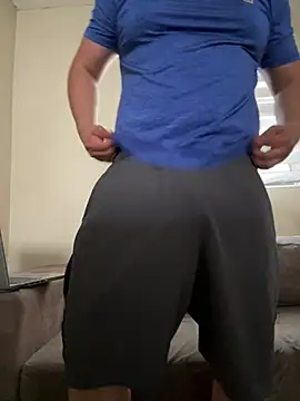 raulgzz4 online show from 05-28-26, 04:37