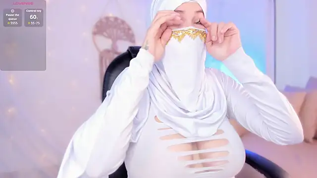 salma isawwii online show from 10-26-25, 02:01