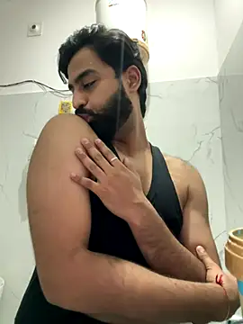 hottestboy03 online show from 10-05-25, 07:45