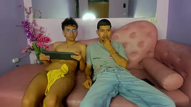 AxelAndJeremy online show from 09-20-25, 03:29