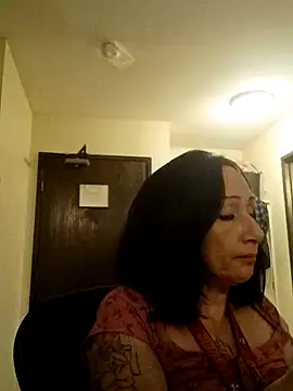 Snapshot of Dirtywhitebitch5150 chatting on 11-25-25, 05:18 Dirtywhitebitch5150 online show from 11-25-25, 05:18