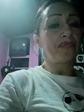 Snapshot of Dirtywhitebitch5150 chatting on 11-29-25, 08:39 Dirtywhitebitch5150 online show from 11-29-25, 08:39