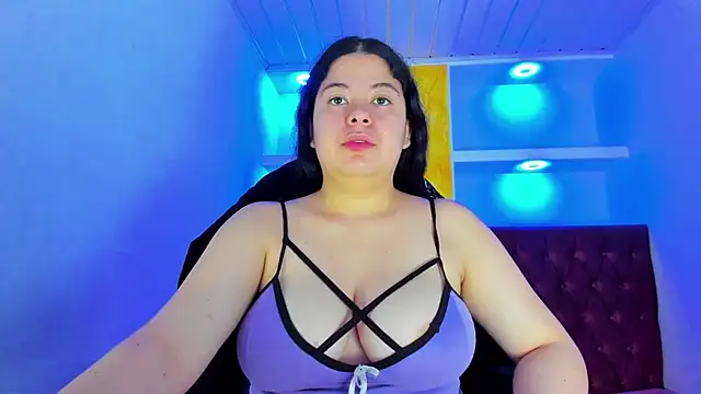 Snapshot of greiccy_20 chatting on 10-25-25, 04:20 greiccy 20 online show from 10-25-25, 04:20