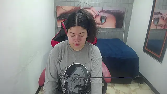 Snapshot of greiccy_20 chatting on 11-26-25, 04:02 greiccy 20 online show from 11-26-25, 04:02