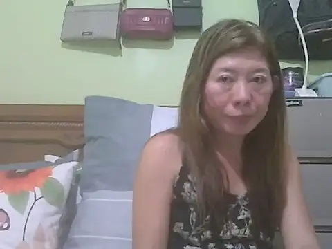 Sexyjenny4u online show from 10-10-25, 06:34