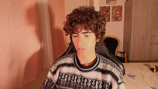 Nude Boy18 online show from 10-21-25, 04:02