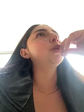 Dulce 1408 online show from 11-10-25, 08:08