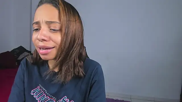 yumi hanna online show from 03-27-26, 04:18