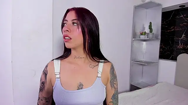 Maazikeen online show from 10-15-25, 04:12