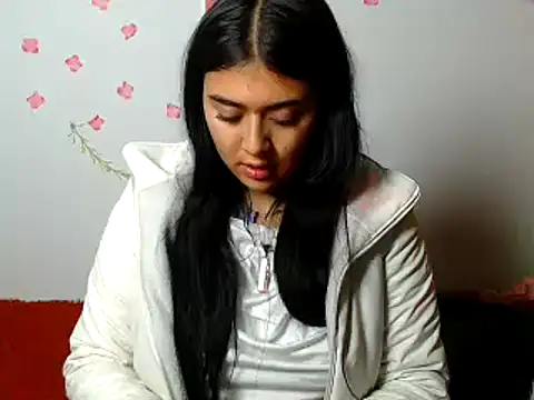 Snapshot of sophiadaza666 chatting on 10-09-25, 01:03 sophiadaza666 online show from 10-09-25, 01:03