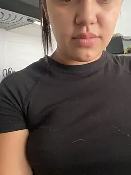 Snapshot of lunita_sweet5 chatting on 12-03-25, 03:32 lunita sweet5 online show from 12-03-25, 03:32