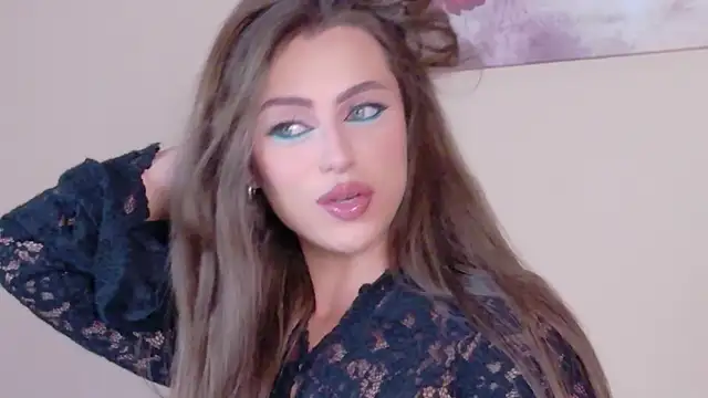 Snapshot of Sienna_Voss chatting on 04-30-26, 08:37 Sienna Voss online show from 04-30-26, 08:37