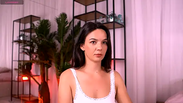 Snapshot of AdelleVixen chatting on 09-09-25, 03:50 AdelleVixen online show from 09-09-25, 03:50