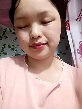 XoiXoi232 online show from 04-18-26, 11:36