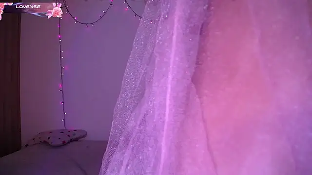 Snapshot of dark__nymph chatting on 02-15-26, 09:22 dark nymph online show from 02-15-26, 09:22