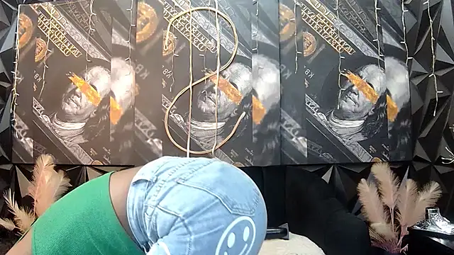 Lilmisbaddyxxx online show from 12-15-25, 05:17