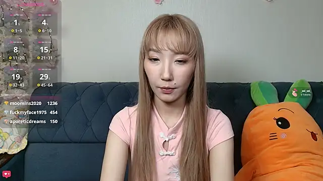 Snapshot of Yume_ko chatting on 05-15-26, 11:34 Yume ko online show from 05-15-26, 11:34