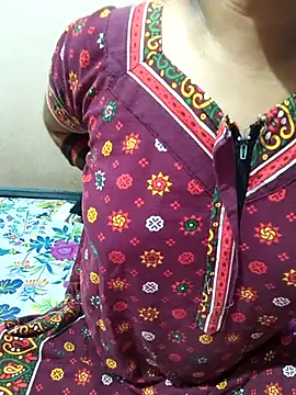 Snapshot of keralacouples11 chatting on 09-09-25, 05:40 keralacouples11 online show from 09-09-25, 05:40