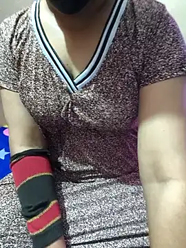 Snapshot of keralacouples11 chatting on 09-15-25, 04:01 keralacouples11 online show from 09-15-25, 04:01