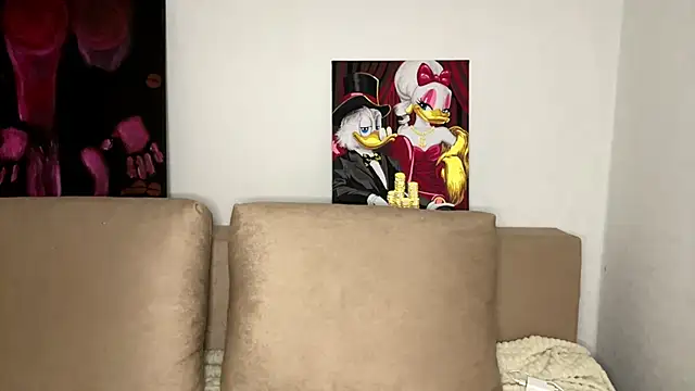 Snapshot of Petal_Couple chatting on 12-01-25, 09:47 Petal Couple online show from 12-01-25, 09:47